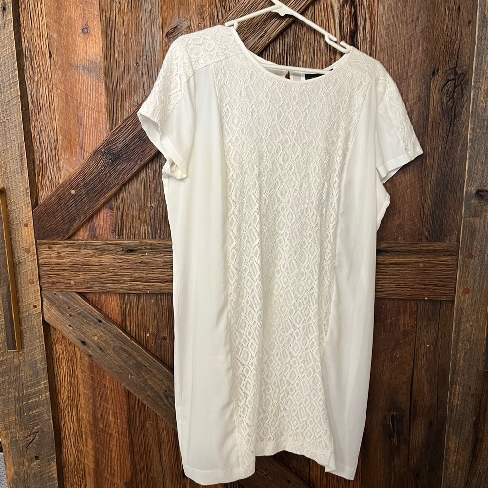 APT 9 white mini dress with lace detail